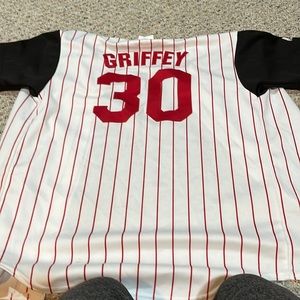 Griffey Jr, Majestic Kids retro jersey